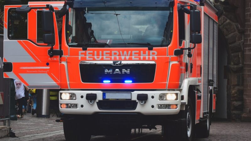 Pożar w garażu miejscowości Gołańcz – groźna sytuacja z butlą gazową