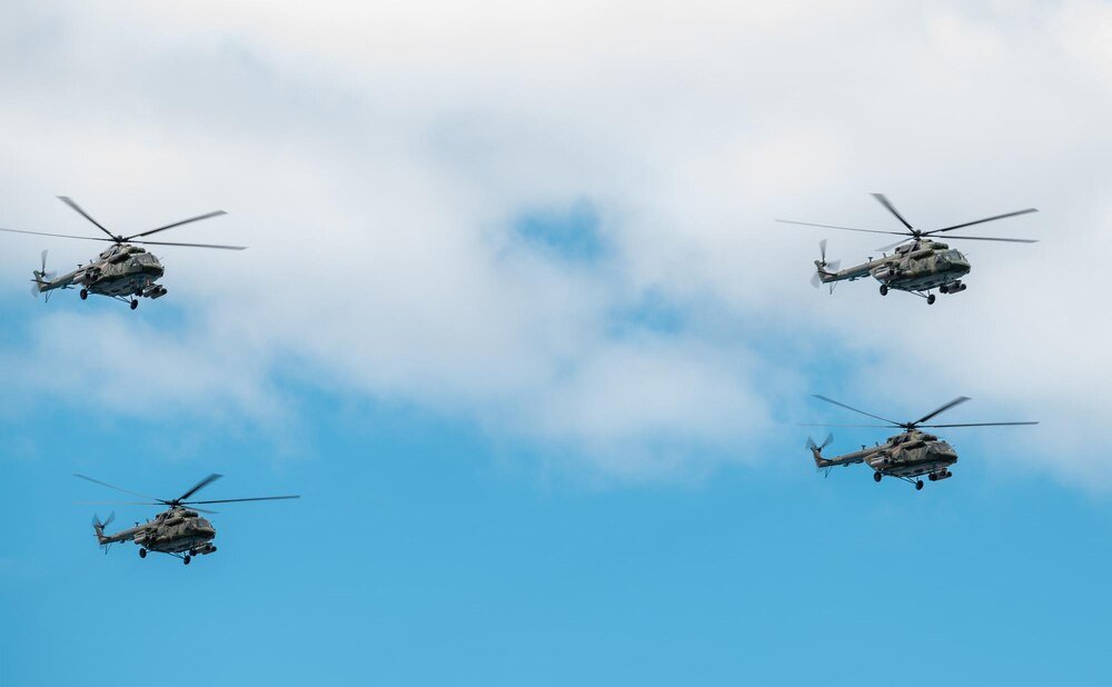 Śmigłowce wielozadaniowe Mi-8 i Mi-17 w służbie wojskowej